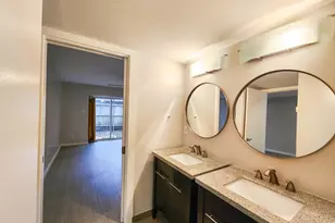 2575 Marilee Ln, Houston, TX 77057 - Photo 12