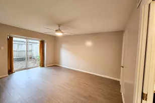 2575 Marilee Ln, Houston, TX 77057 - Photo 8