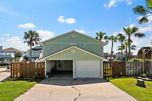 1303 Coral Way, Tiki Island, TX 77554 - Photo 48