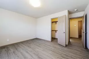 2422 Gibbs Bend Ct, Houston, TX 77073 - Photo 6