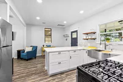 412 Waco Ave, League City, TX 77573 - Photo 10