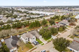 6907 Renata Cir, Houston, TX 77084 - Photo 32