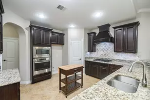 13515 Ambler Springs Dr, Tomball, TX 77377 - Photo 12