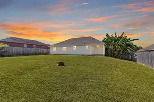 12588 Ridgecrest Dr, Willis, TX 77318 - Photo 2