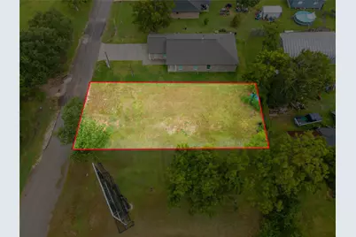 411 E Travis Street, Brazoria, TX 77422 - Photo 4