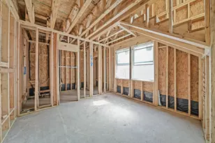 321 N Nagle St, Houston, TX 77003 - Photo 6