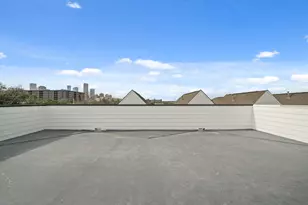 321 N Nagle St, Houston, TX 77003 - Photo 14