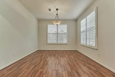 89 N Apple Springs Circle, The Woodlands, TX 77382 - Photo 8