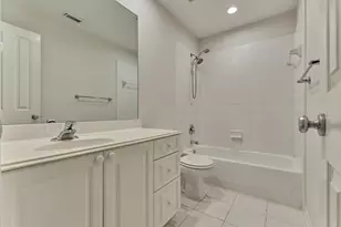 89 N Apple Springs Cir, The Woodlands, TX 77382 - Photo 38