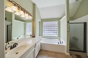 15814 Maplewick Dr, Tomball, TX 77377 - Photo 14