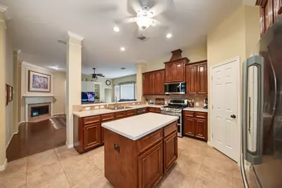15814 Maplewick Drive, Tomball, TX 77377 - Photo 8