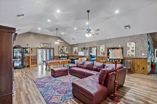 1314 N Tammye Ln, Madisonville, TX 77864 - Photo 14