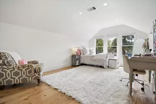 221 E 12th St, Houston, TX 77008 - Photo 36