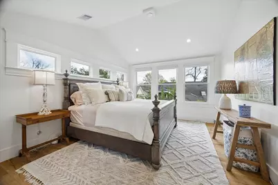 221 E 12th Street, Houston, TX 77008 - Photo 30