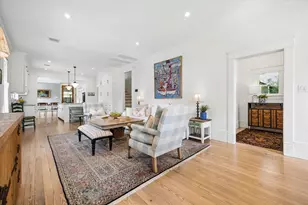 221 E 12th St, Houston, TX 77008 - Photo 6