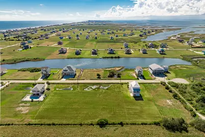 18015 Shaman Drive, Galveston, TX 77554 - Photo 16