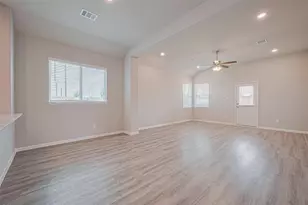 2114 Sanders Brook Dr, Baytown, TX 77521 - Photo 16