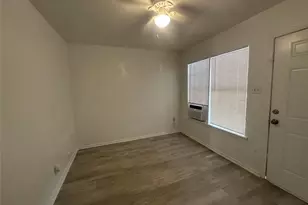 515 Margil St, San Antonio, TX 78225 - Photo 2