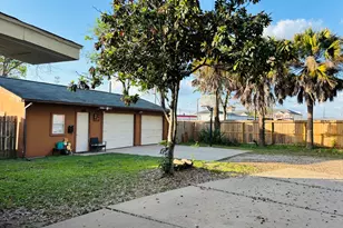 4901 Timber Ln, Rosenberg, TX 77471 - Photo 32