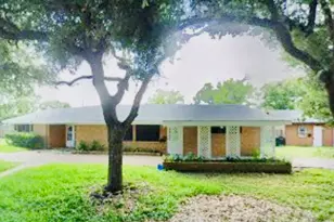 4901 Timber Ln, Rosenberg, TX 77471 - Photo 1