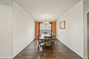 13722 McKinney Creek Ln, Houston, TX 77044 - Photo 8