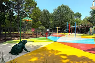 13722 McKinney Creek Ln, Houston, TX 77044 - Photo 32