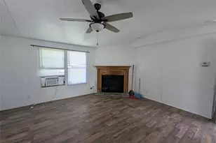 279 Aspen, Livingston, TX 77351 - Photo 6