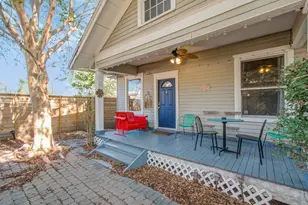 914 Snover St, Houston, TX 77007 - Photo 1