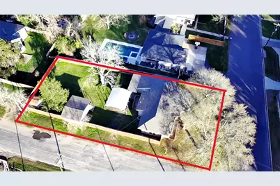 26 W Austin Street, Bellville, TX 77418 - Photo 2