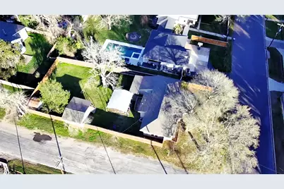 26 W Austin Street, Bellville, TX 77418 - Photo 4