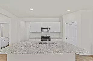 11618 Lavendale Hunt Island, San Antonio, TX 78245 - Photo 12