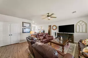 953 Austin St, Matagorda, TX 77457 - Photo 16
