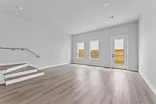 2183 Mansfield, Houston, TX 77091 - Photo 2