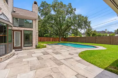 5665 Pine Forest Road, Houston, TX 77056 - Photo 38