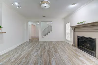 1115 Enclave Square E, Houston, TX 77077 - Photo 18