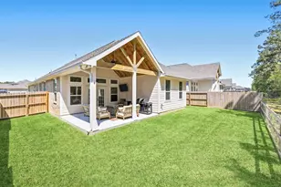 513 Little Spg Ct, Anahuac, TX 77514 - Photo 30