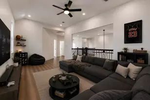 741 S Carroll St, La Porte, TX 77571 - Photo 16