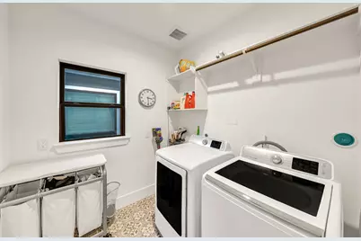 3510 Huntsford Drive, Houston, TX 77008 - Photo 32