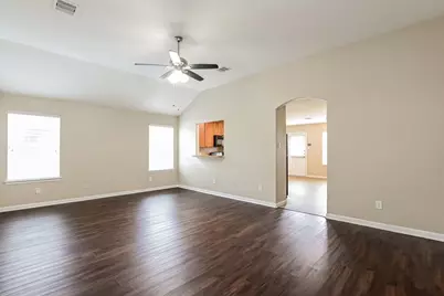 4018 Falvel Shadow Creek Drive, Spring, TX 77388 - Photo 4