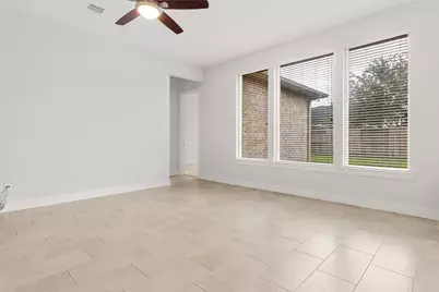 13214 Peony Meadow Trl, Houston, TX 77059 - Photo 6