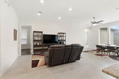 13214 Peony Meadow Trl, Houston, TX 77059 - Photo 12