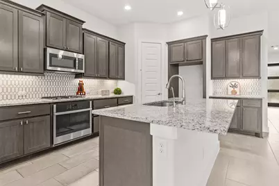 13214 Peony Meadow Trl, Houston, TX 77059 - Photo 8