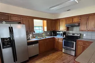 437 Gov Wood Dr, Point Blank, TX 77364 - Photo 8