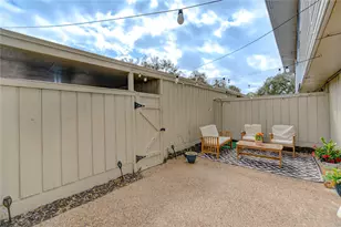 6343 Briar Rose Dr, Houston, TX 77057 - Photo 32