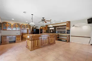 5902 McCullough St, Baytown, TX 77521 - Photo 14