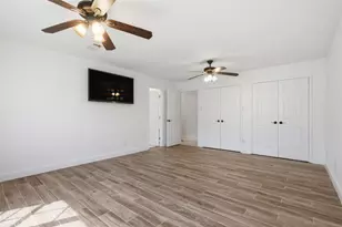 5902 McCullough St, Baytown, TX 77521 - Photo 22