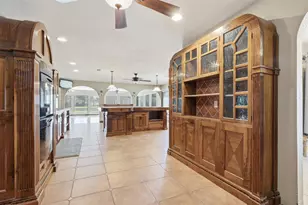 5902 McCullough St, Baytown, TX 77521 - Photo 6