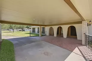 5902 McCullough St, Baytown, TX 77521 - Photo 24