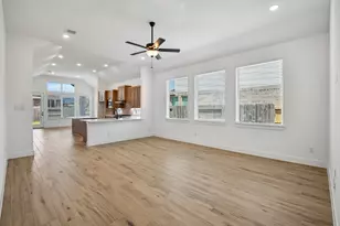 18074 Brennie Bird Ln, Conroe, TX 77302 - Photo 16