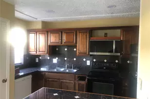 9308 Westwood Village Dr, Houston, TX 77036 - Photo 4